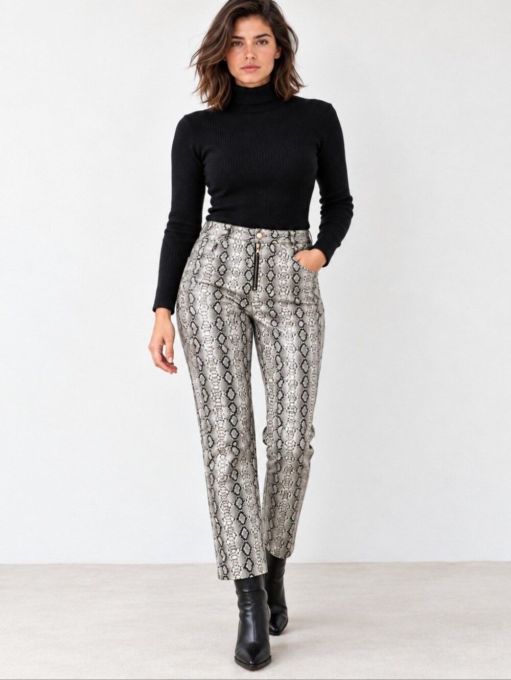 PrettyLittleThing | Snakeskin Faux Leather High-Waisted Pants NWT Size 6